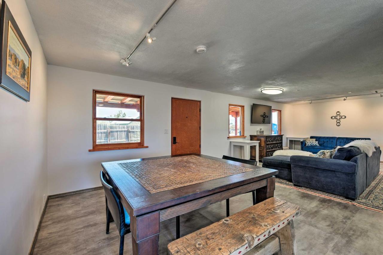 Chic Studio With Grill - 25 Mins To Taos Ski Valley! El Prado Exterior photo