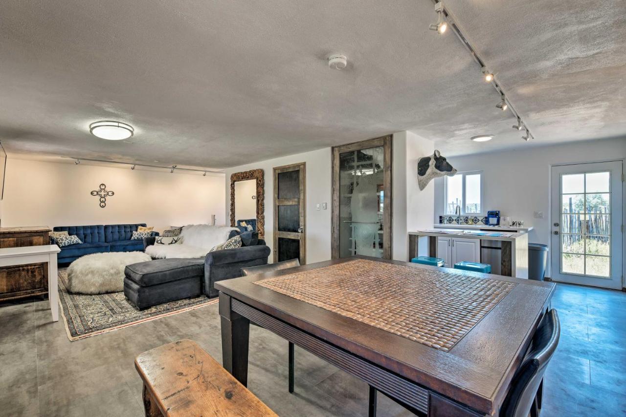Chic Studio With Grill - 25 Mins To Taos Ski Valley! El Prado Exterior photo
